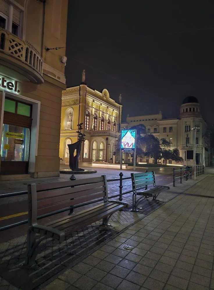 Great Forest Chill Apartment Three Debrecen