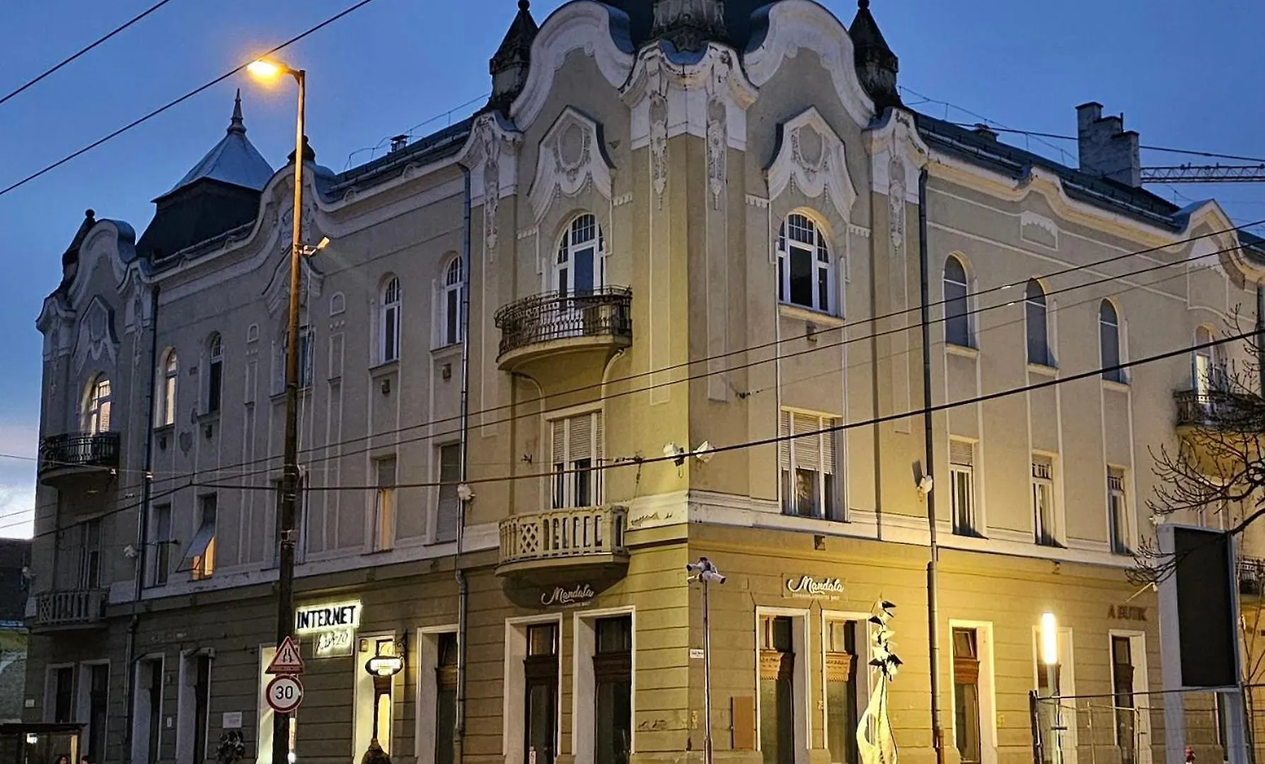 Great Forest Chill Apartment Three Debrecen
