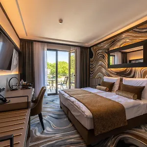 Hotel Hotel Debrecen, Debreţin