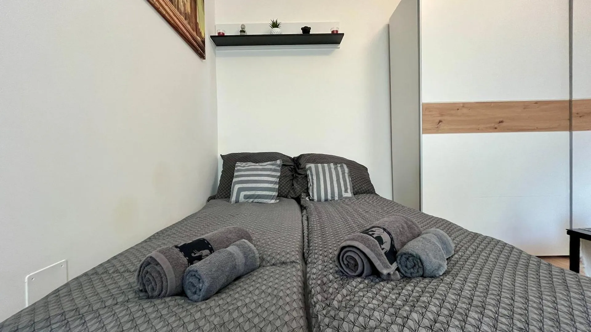 Great Forest Chill Apartment Three Debreţin